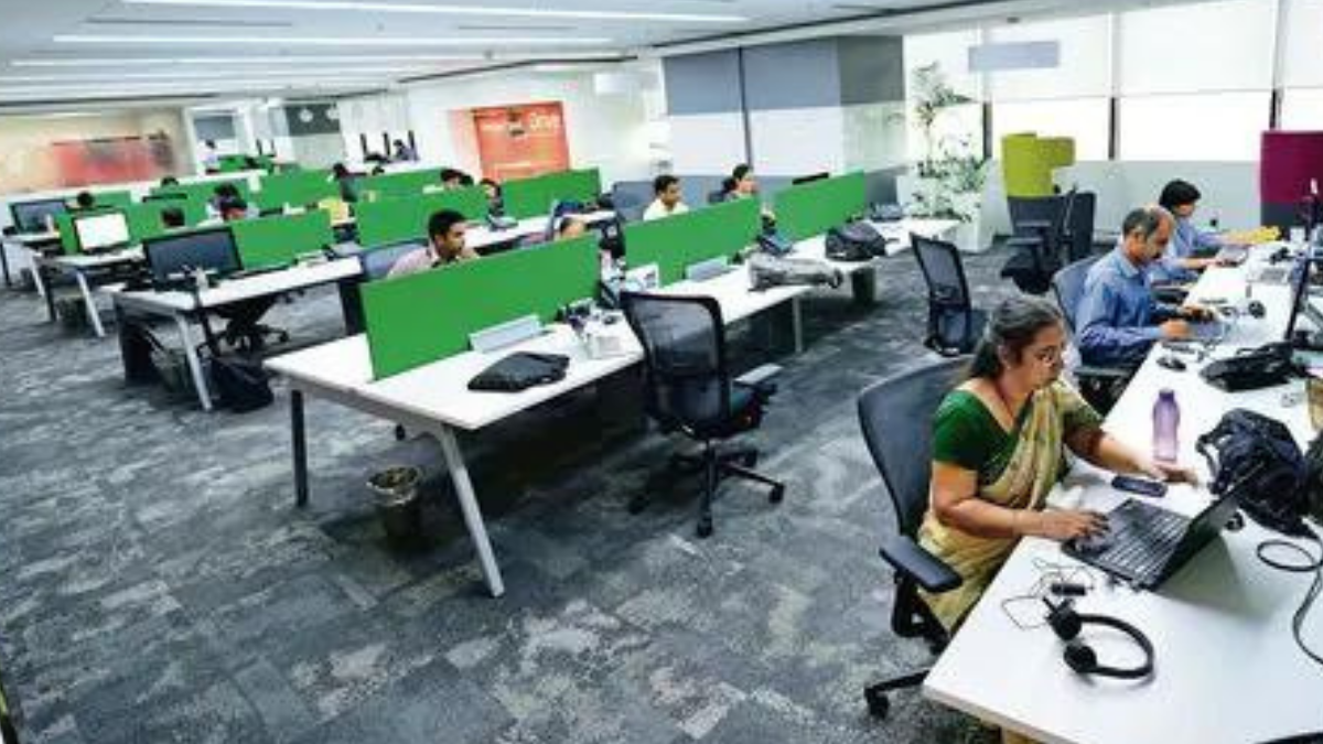 प्राइवेट सेक्टर में हर कर्मचारी को करना होगा 14 घंटे काम, सरकार ने लिया बड़ा फैसला 6 Karnatak Government