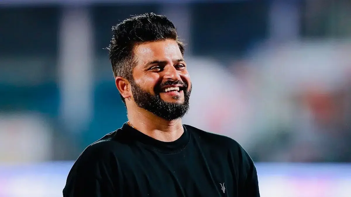 सचिन-धोनी नहीं बल्कि सुरेश रैना ने इन 3 खिलाड़ियों को बताया दुनिया का बेस्ट बल्लेबाज, लिस्ट में एक विदेशी का नाम भी है शामिल 3 Suresh Raina