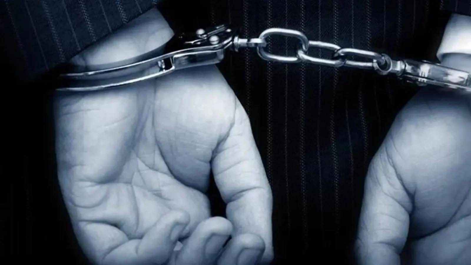 एकतरफा प्यार में पड़े लड़के से प्रेमिका ने लूटे पैसे, नहीं दिया बदले में प्यार, भड़के प्रेमी ने काट डाली गर्दन 4 Aligarh News