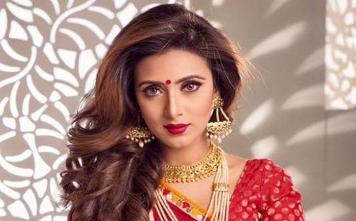 बांग्लादेश की 6 ऐसी खूबसूरत एक्ट्रेसेस, जिनके आगे बॉलीवुड की हसीनाएं भी पड़ जाएंगी फीकी, तस्वीरें देख मचल जाएगा मन 4 Bidda Sinha Saha
