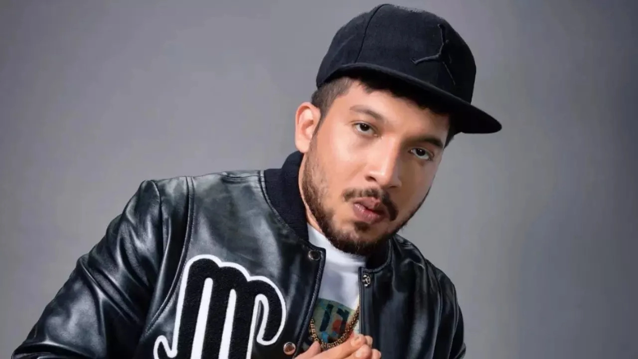 बिग बॉस ओटीटी 3 जीतने के बाद चमकी सना मकबूल की किस्मत, नेजी के साथ मिला ये बड़ा प्रोजेक्ट 2 Naezy