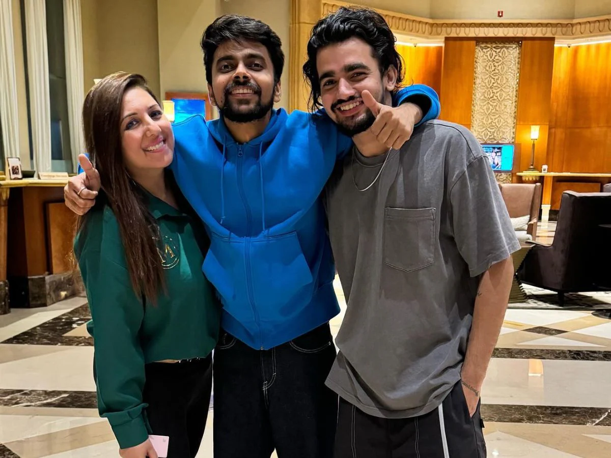 बिग बॉस 18 में फिर से धमाल मचाएगी इन दोनों की जोड़ी, फैंस बोले - 'अब सलमान खान दिलाएंगे इंसाफ.....' 3 बिग बॉस 18 में फिर से धमाल मचाएगी इन दोनों की जोड़ी, फैंस बोले - 'अब सलमान खान दिलाएंगे इंसाफ.....'