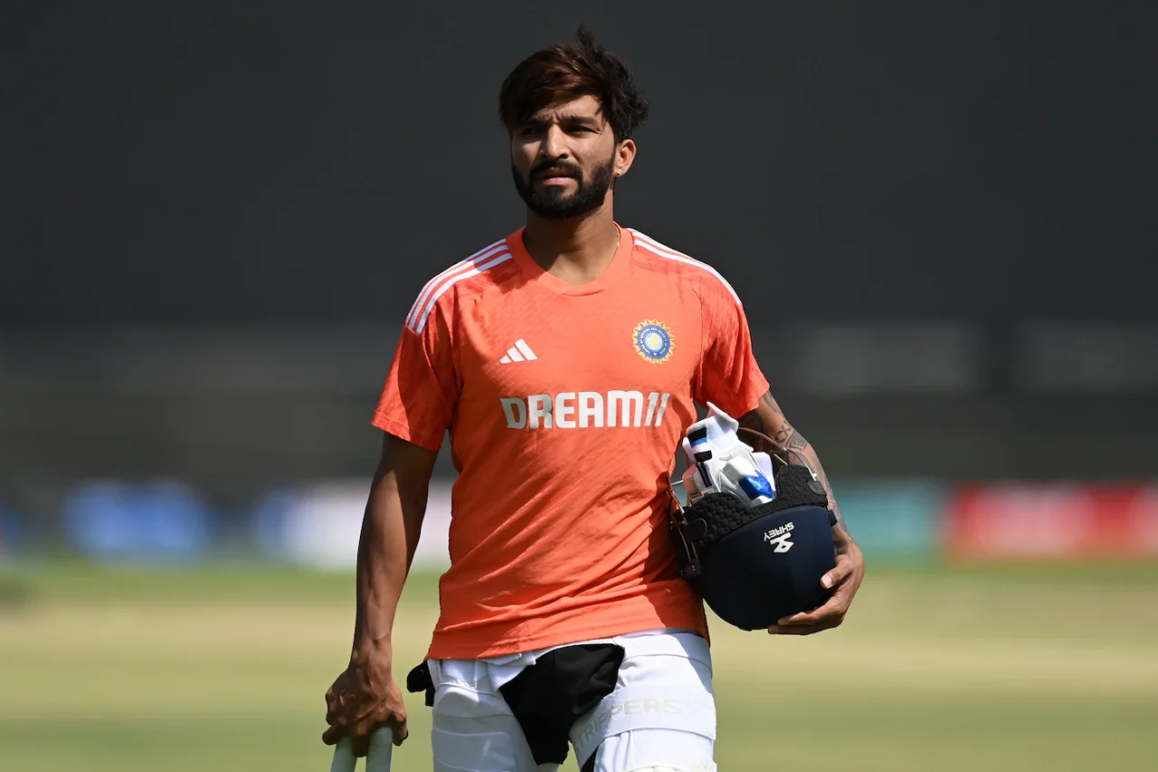 इस एक खिलाड़ी को रिटेन कर Rcb ने अपने पैरों पर खुद मारी कुल्हाड़ी, Ipl 2025 में विराट कोहली को हराएगा ट्रॉफी 3 Rajat Patidar