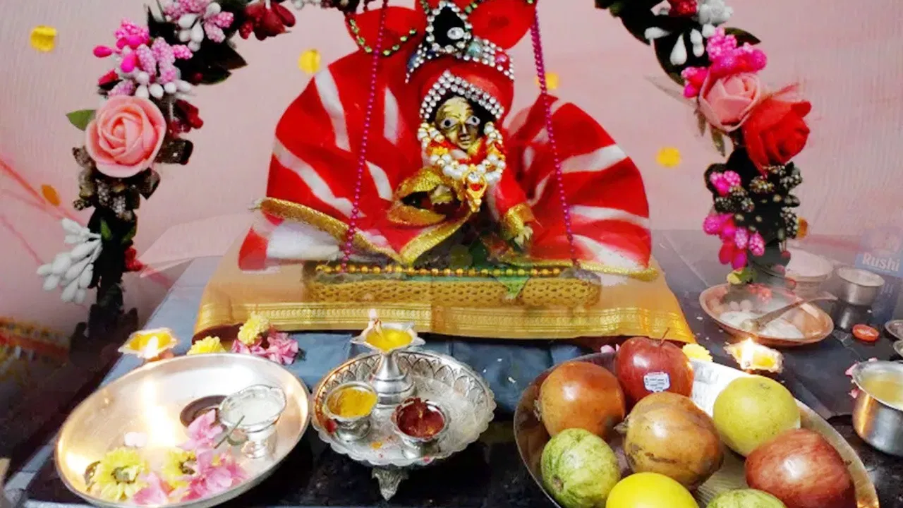 Janmashtami 2024: इस दिन मनाई जाएगी जन्माष्टमी, जानें पूजा करने का सही मुहूर्त 4 Janmashtami 2024 Date