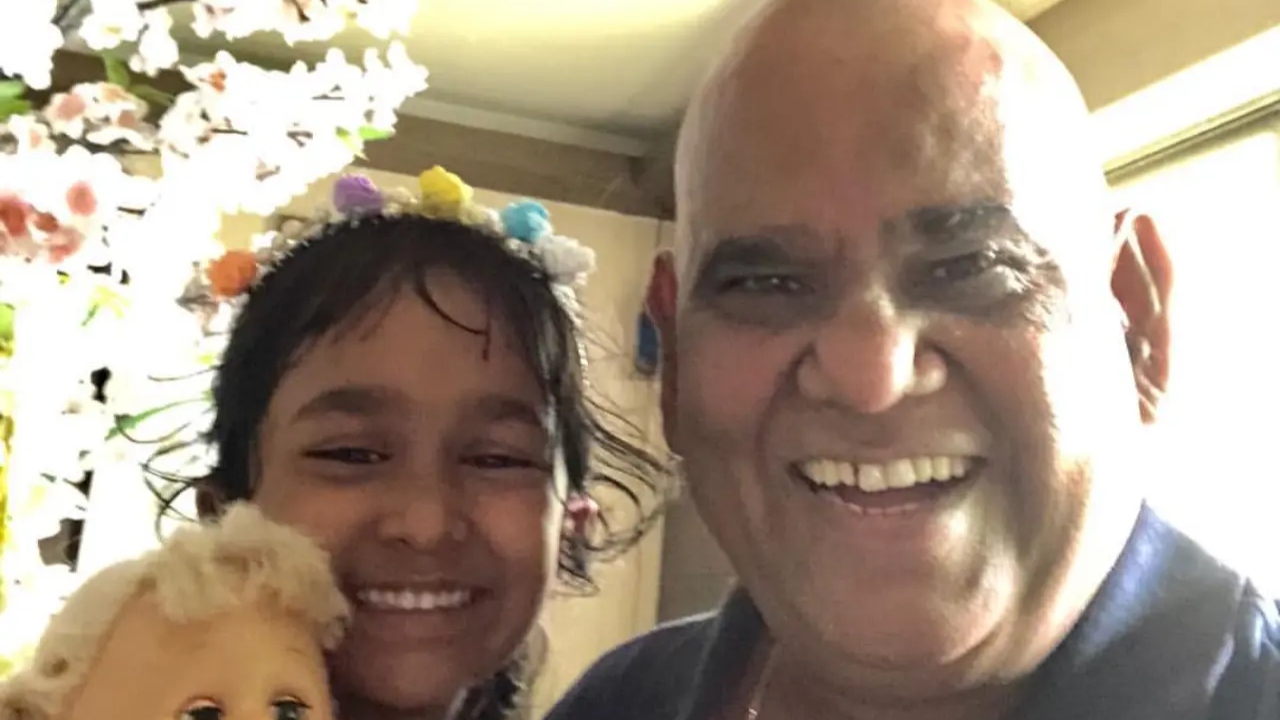 बच्चों का घर बसाने से पहले ही इन बॉलीवुड सितारों ने दुनिया को कहा अलविदा, भगवान ने बुला लिया स्वर्ग 2 Satish Kaushik