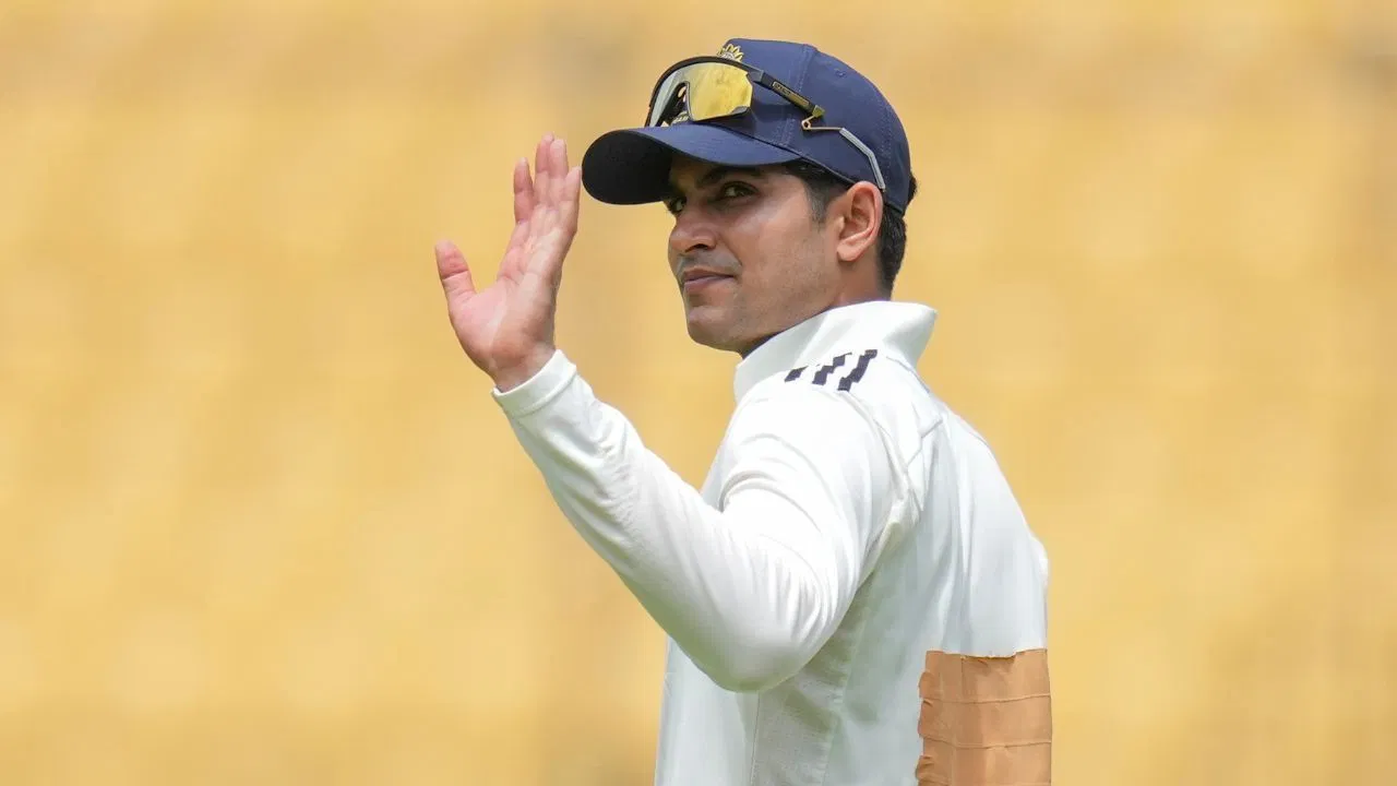 Bcci से करोड़ों ऐंठने के बाद भी नहीं भरा गिल का पेट, इस विदेशी टीम से खेल रहे हैं पार्ट टाइम क्रिकेट 3 Shubman Gill
