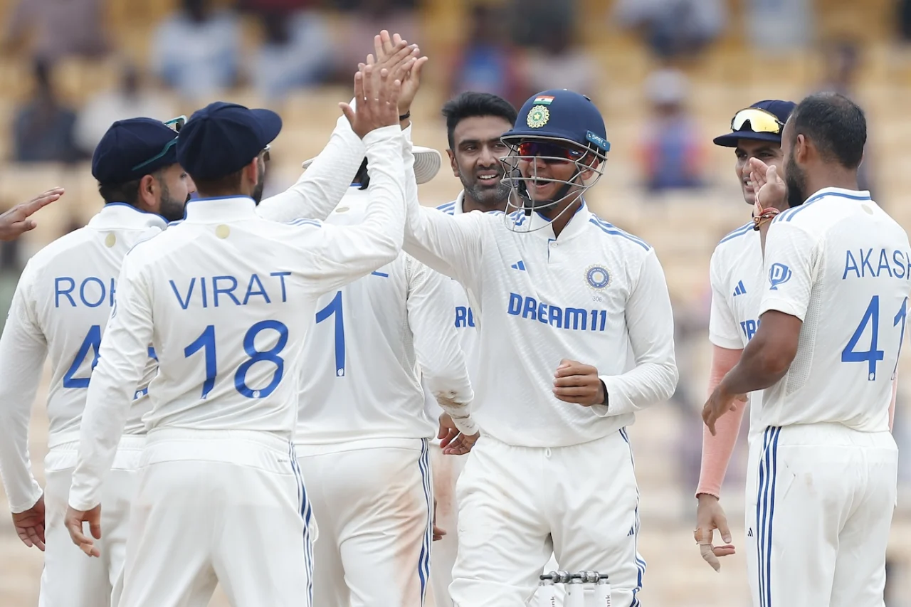 Ind Vs Ban: भारतीय क्रिकेटरों की ताकत के आगे बांग्लादेशी शेर हुए बेबस, पहले टेस्ट में मिली 280 रन से हार 4 Team India