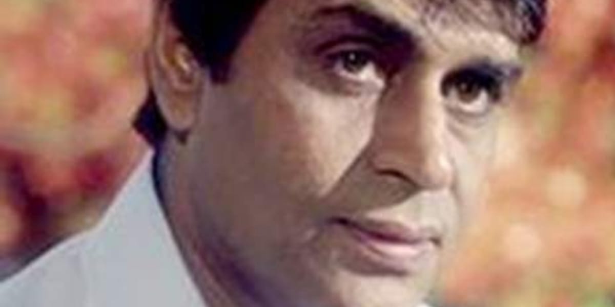 7 ब्लॉकबस्टर, करोड़ों संपत्ति के मालिक, फिर भी कैसे दीवालिया हुए राजेंद्र कुमार, जानें जुबली स्टार की कहानी 2 7 ब्लॉकबस्टर, करोड़ों संपत्ति के मालिक, फिर भी कैसे दीवालिया हुए राजेंद्र कुमार, जानें जुबली स्टार की कहानी