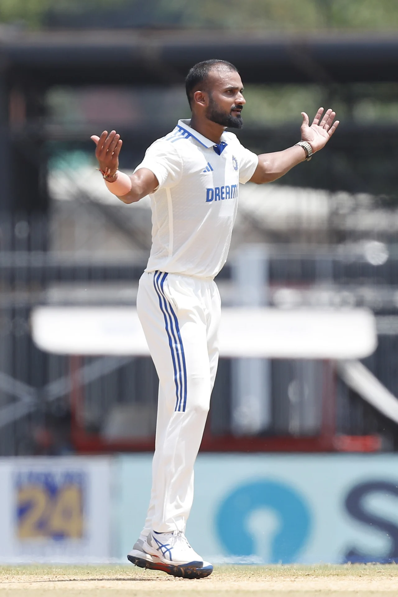 2 महीने में पिता-भाई की मौत, फिर 3 साल तक क्रिकेट से हुए दूर, अब Ind Vs Ban मैच में मचाया कोहराम, जानें कौन है आकाशदीप 2 Akash Deep