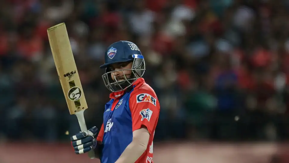 गर्लफ्रेंड से धोखा खा चुके Ipl के 3 खिलाड़ी, फिर भी क्रिकेट में नहीं मानी हार, कमा रहे हैं नाम 2 Prithvi Shaw