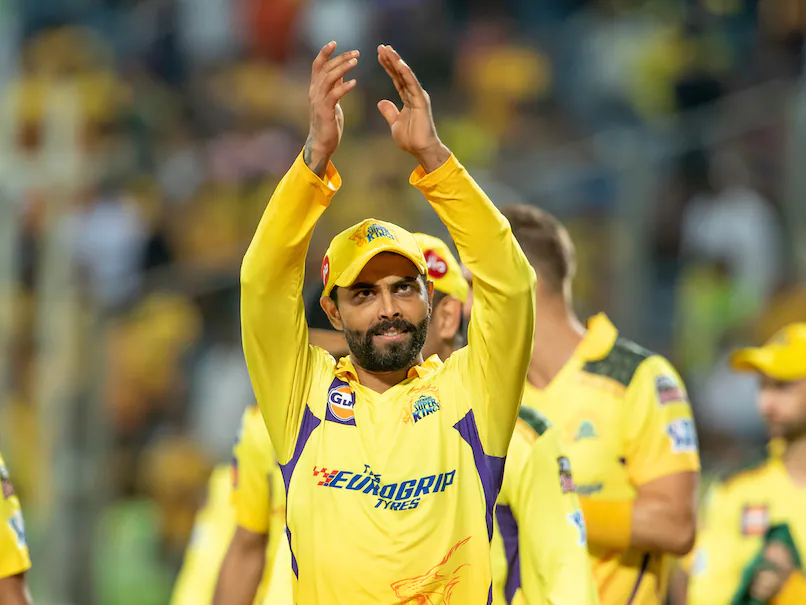 एमएस धोनी के जिगर के टुकड़े हैं ये 3 खिलाड़ी, जिन्हें Csk किसी भी हाल में नहीं करेंगी कभी रिलीज  2 Ravindra Jadeja