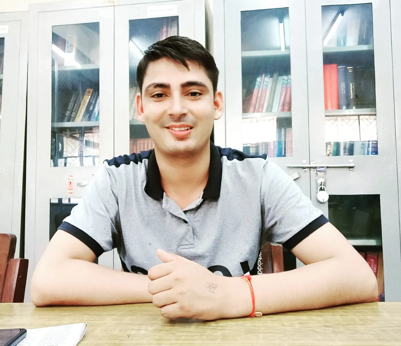 पुलिसकर्मी की हत्या के मामले में 2 साल रहा जेल के अंदर, लेकिन अमित ने नहीं मानी हार, लॉ की पढ़ाई कर खुद को बेगुनाह किया साबित 4 Amit Chaudhary