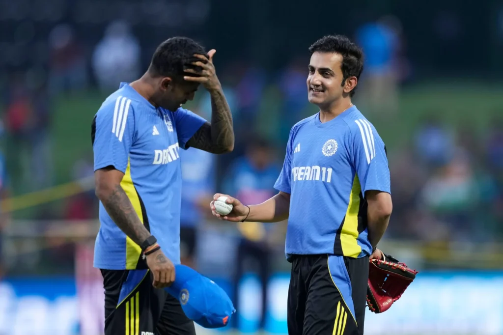 क्रिकेट के चक्कर में इस भारतीय खिलाड़ी ने मुख्यमंत्री पद को मारी लात, देश के लिए राजनीति छोड़ मैदान में दिखाया दम 5 Indian Player