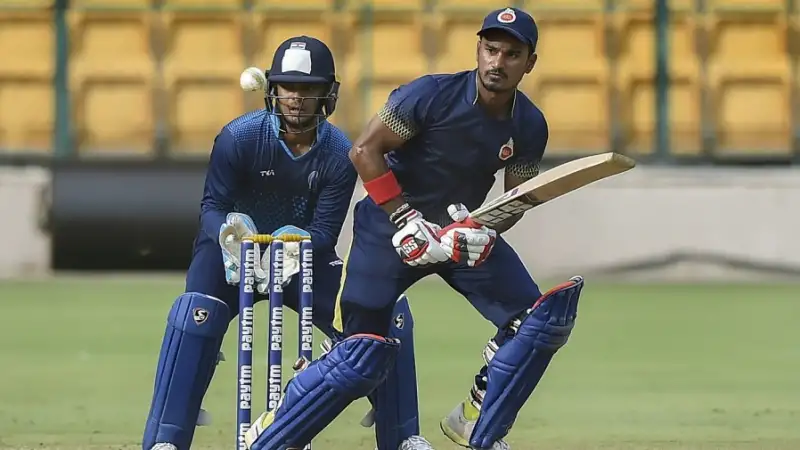 6,6,6,6,4,4,4,4,4.....एमएस धोनी का विजय हजारे ट्रॉफी में धमाका, 70 रन की तूफानी पारी से फैंस का जीता दिल 3 Ms Dhoni