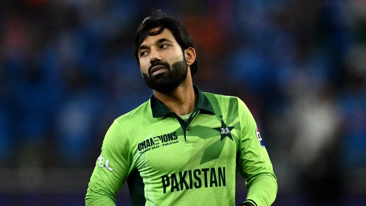 रोहित-कोहली नहीं इस पाकिस्तानी खिलाड़ी के फैन हैं हरभजन सिंह, वनडे का बताया सबसे बेस्ट खिलाड़ी 3 Mohammad Rizwan