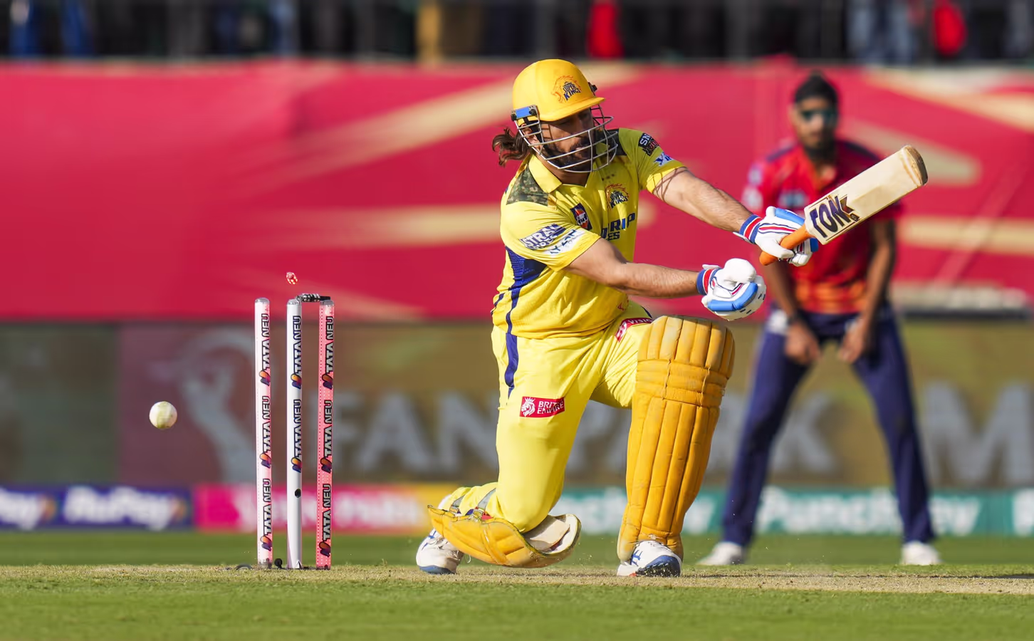 धोनी की एक ज़िद बनी Csk की हार का कारण, नंबर 9 पर खेलना पूरी टीम के लिए पड़ा भारी 3 Csk