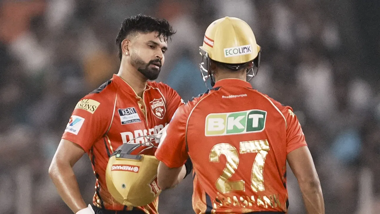 Ipl 2025 के बीच मुंबई में शामिल हुए श्रेयस अय्यर, आधी सैलरी में भी खेलने के लिए भरी हामी 2 Ipl 2025