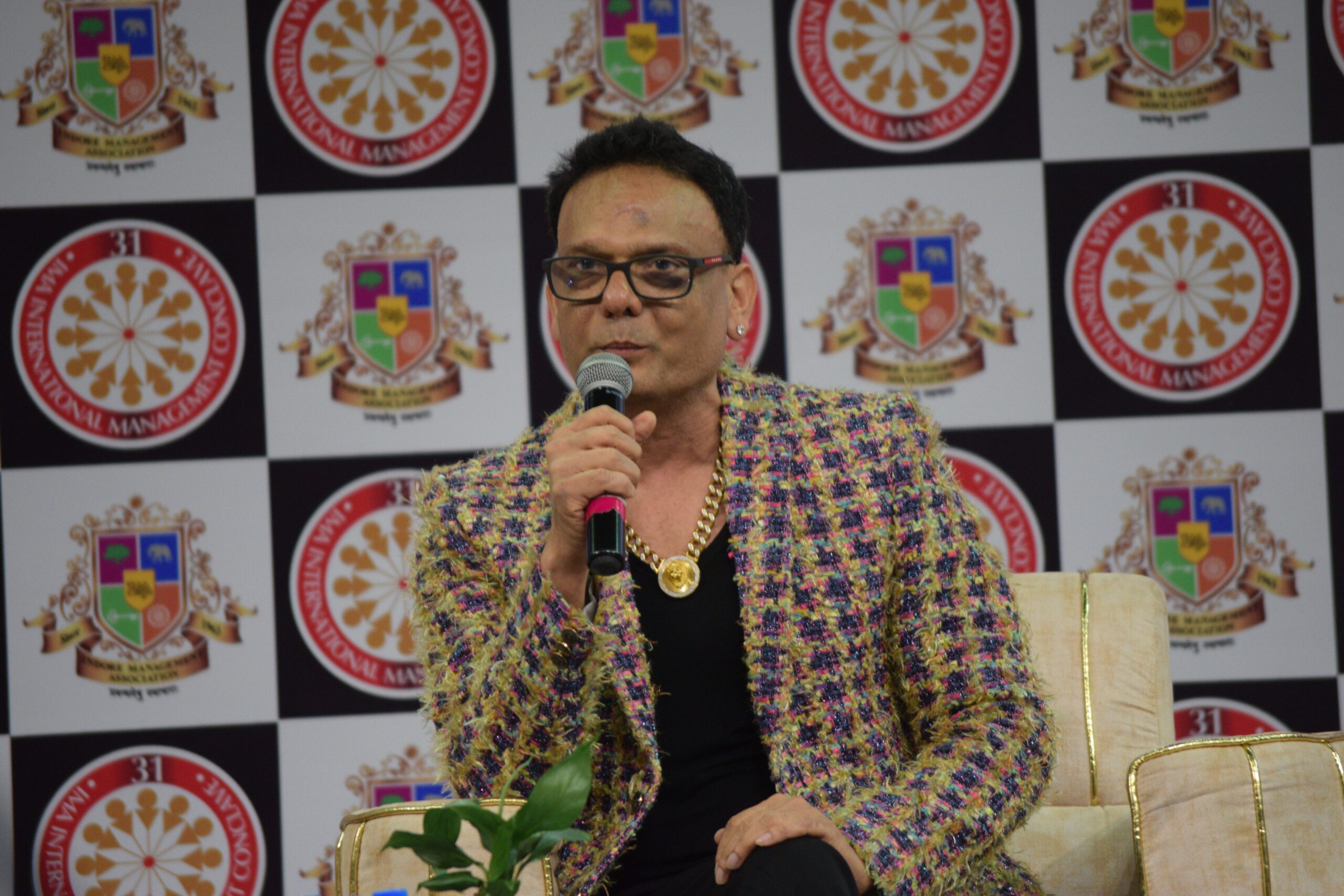 कौन हैं विशाल मेगा मार्ट के फाउंडर? कैसे आया इस बिजनेस का आइडिया? जानें.... 5 Vishal Mega Mart