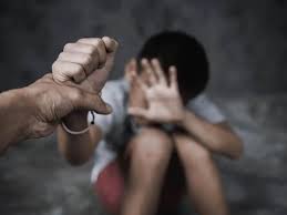 हरियाणा में हैवानों का तांडव, युवक को उल्टा लटकाकर 3 घंटों तक किया टॉर्चर, जबरन पिलाया अपना पेशाब 2 Faridabad