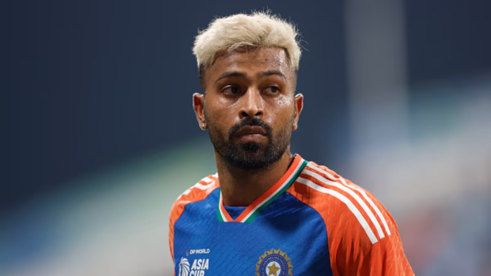 Hardik Pandya की नेटवर्थ से लेकर...लग्जरी कारों की कलेक्शन, घर और कहां-कहां से होती है कमाई, जानें सबकुछ 2 Hardik Pandya